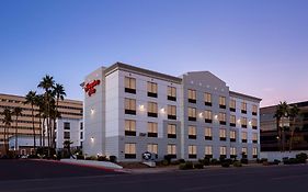 Hampton Inn Phoenix Biltmore